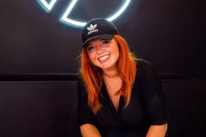 Carrie Rose Rise at Seven